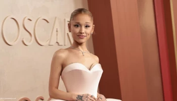 "Pokaždé, když vidím novou fotku, jsem znovu v šoku". Celebrity čelí bodyshamingu